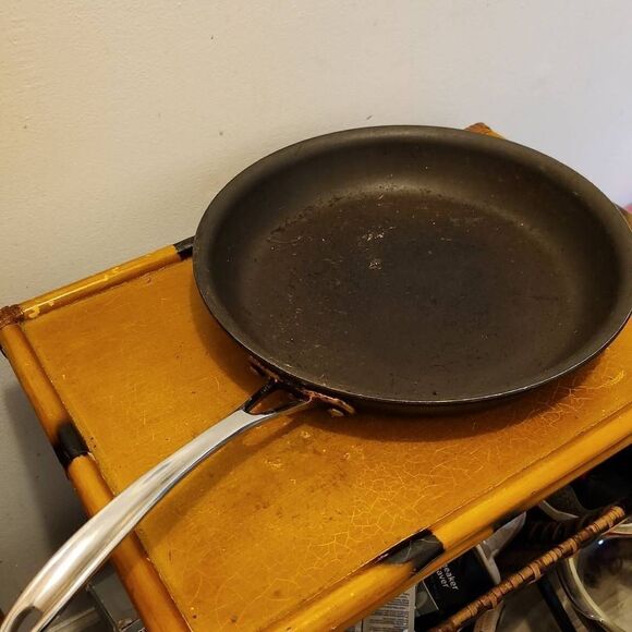 CALPHALON12 " frying pan. 1392